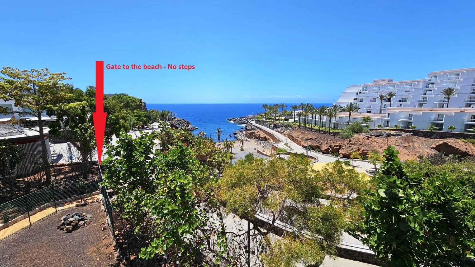 Blue Bay Paradise - Beach Front Apartment With Sea View Playa Paraiso (Tenerife) Exterior foto