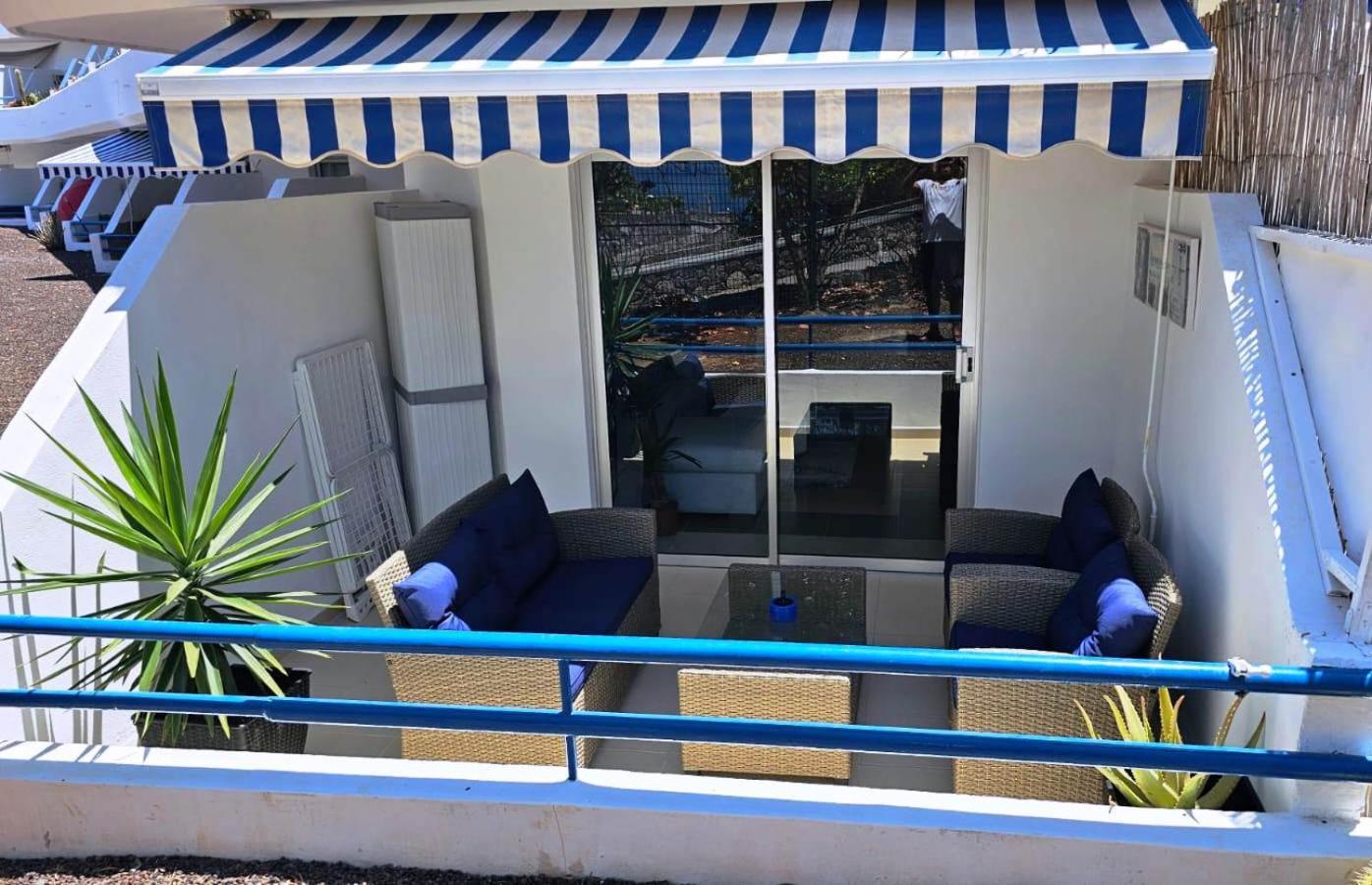 Blue Bay Paradise - Beach Front Apartment With Sea View Playa Paraiso (Tenerife) Exterior foto
